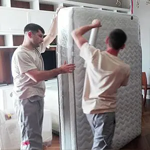 Аккуратная упаковка кровати для транспортировки на Газель