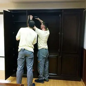 Заказать Газель для перевозки шкафа-купе с грузчиками